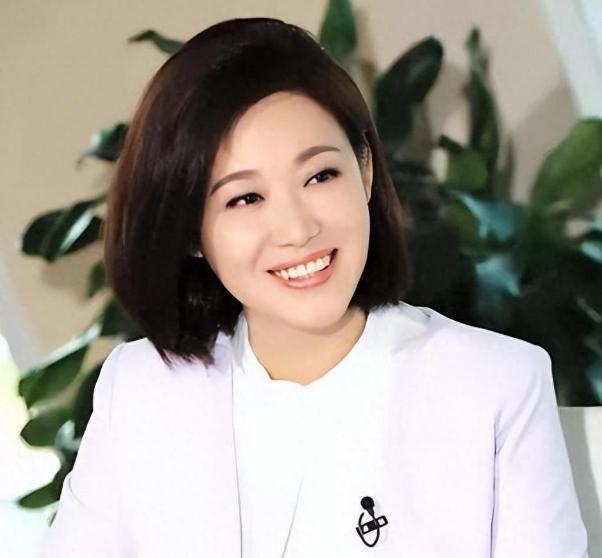 新闻联播节目主持人郑丽(新闻联播节目主持人郑丽图片)
