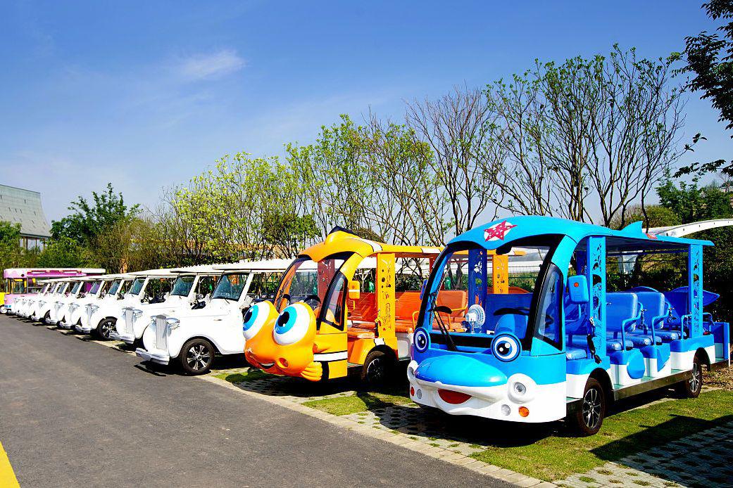 景区共享扫码代步车 我们的景区共享扫码代步车不仅是一种创新的交通