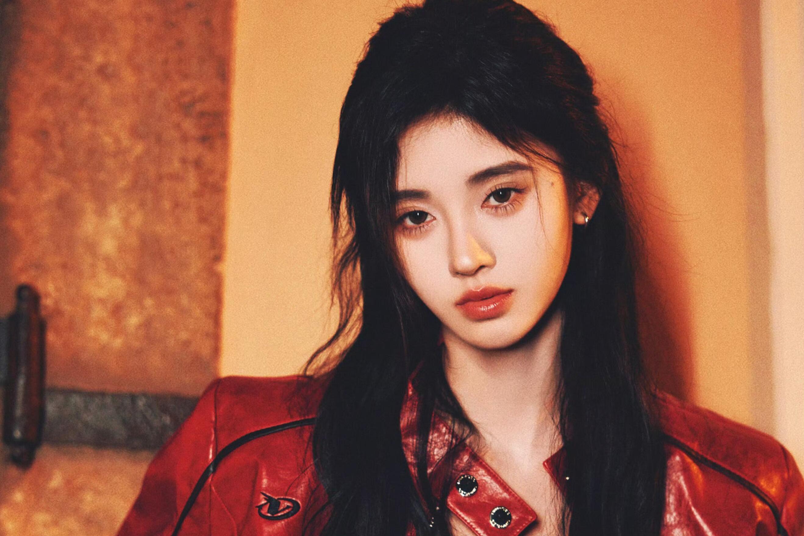 女明星中,谁的长相娇小可人 宋轶,沈月,赵露思,鞠婧祎都是娇小可人的