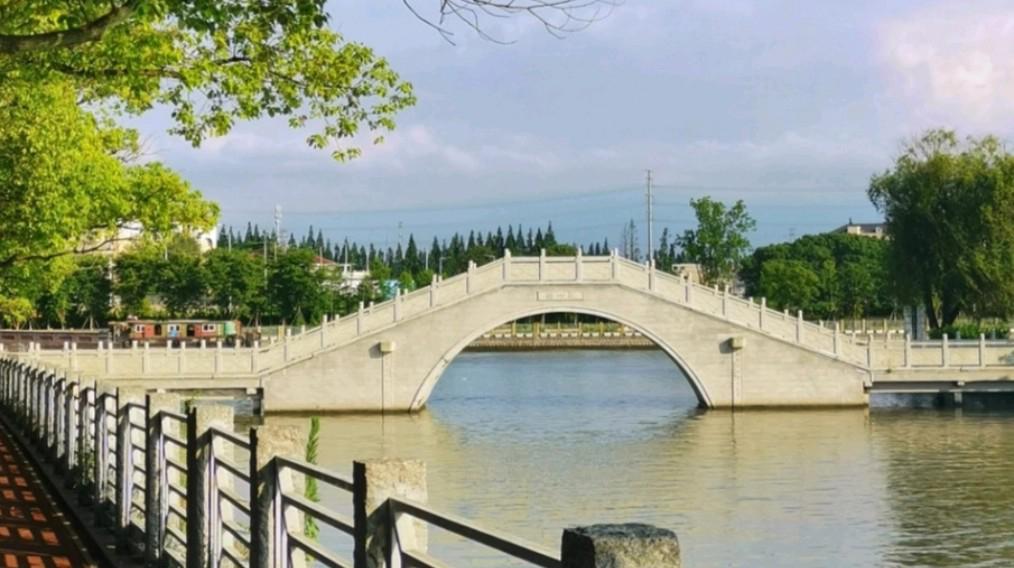 上海青浦香雪公园好在哪里 上海青浦香雪公园是一个充满自然之美和