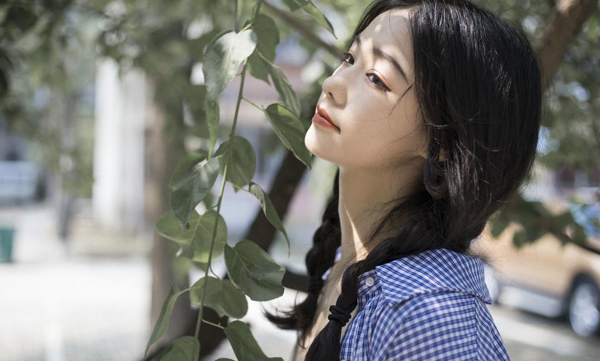 杨超越,侯明昊:相亲的态度 越来越多的年轻人开始拒绝相亲,他们认为