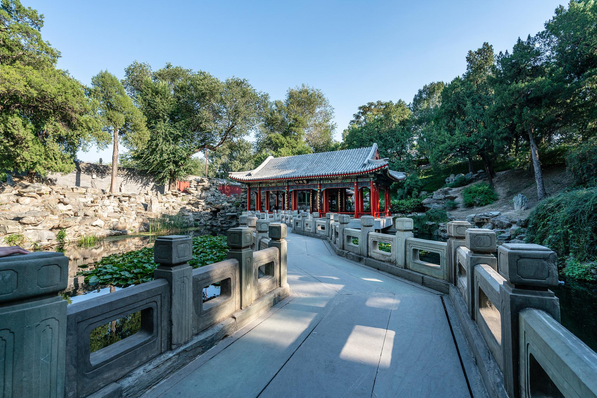 保山太保山公园景区 保山太保山公园景区是云南省保山市的一处风景