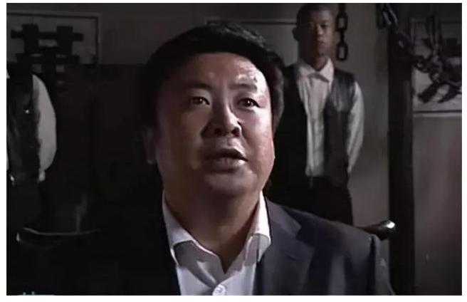 《潜伏》:盛乡的奇幻人生 吉世光的人生经历在逃亡期间选择了一个极具