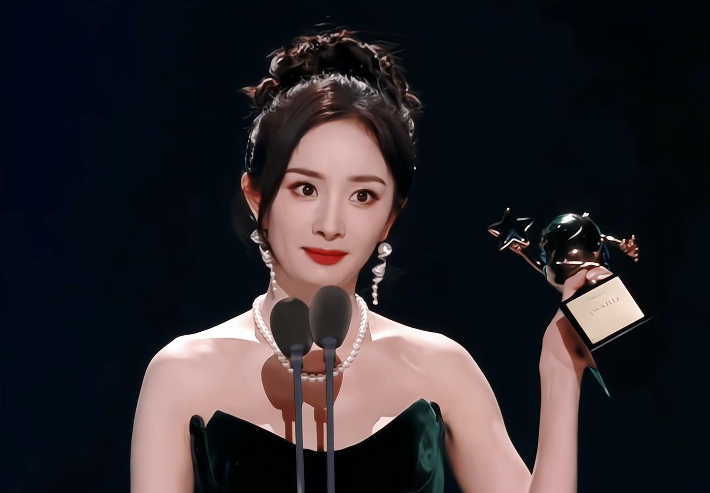 杨幂幽默分享于和伟和马东的小插曲 杨幂幽默分享于和伟和马东的小插