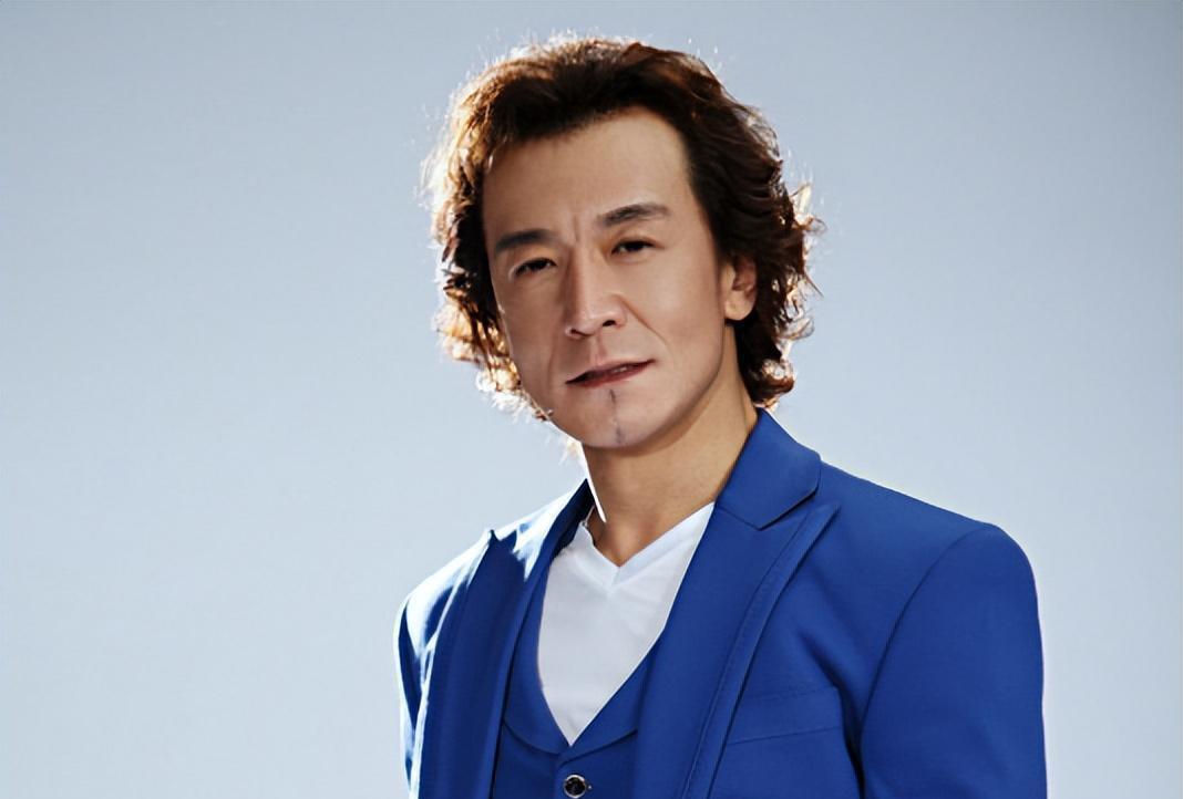 央视名嘴早已离逝 央视的主持人中有很多家喻户晓的名字,他们用自己的