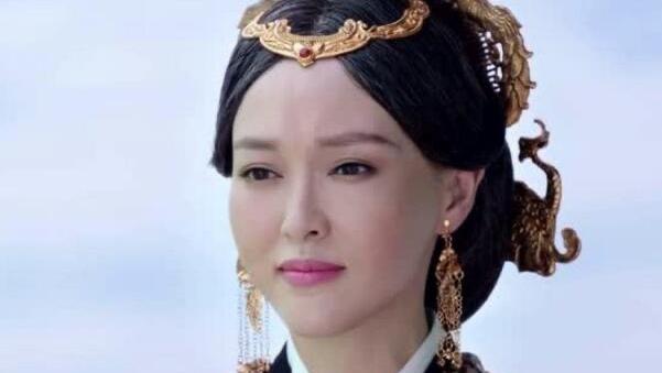 《杨家将》:萧太后,人生赢家 萧太后,大辽国的权力最大的人物,是一位
