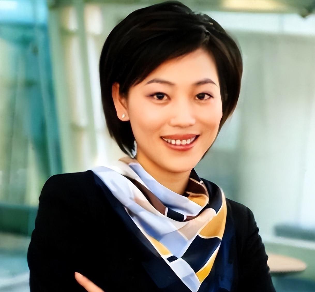 央视主持人劳春燕:坚守信念,追求梦想 劳春燕是一个追求梦想的诚实人