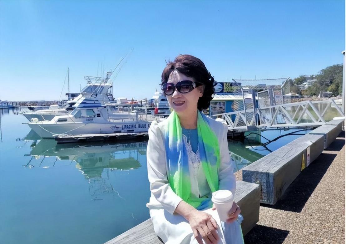 张悦:年轻时颜值碾压如今的艺人,老了也很美 张悦,有着不加美颜和滤镜