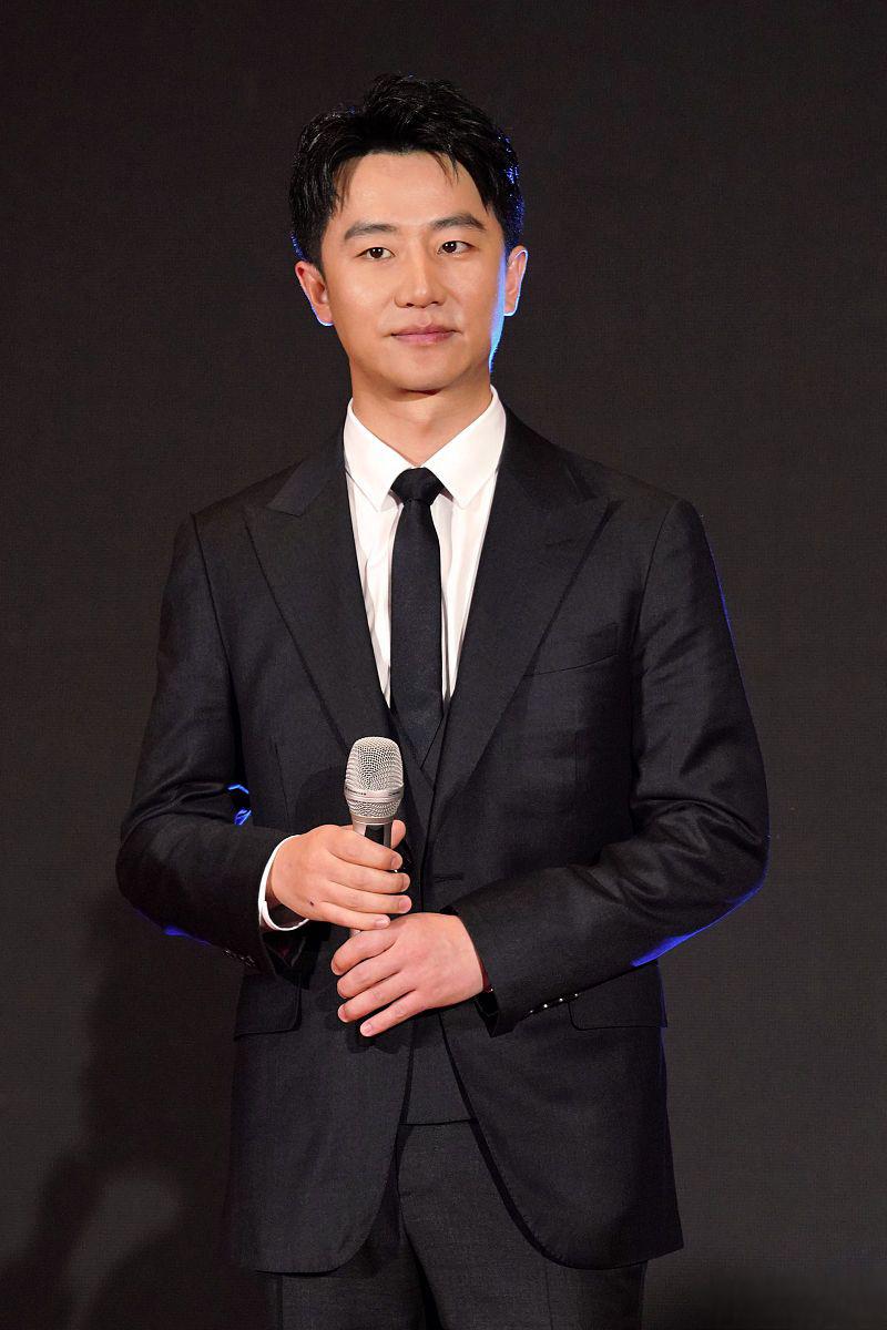 行动》:黄轩首演反派 国庆档电影《莫斯科行动》即将上映,张涵予