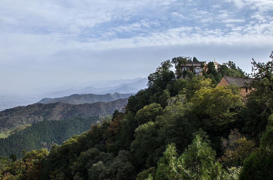 小五台是由地藏寺