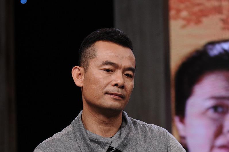 丁海峰爱上潘金莲,要离婚 1998年,拍完《水浒传》,武松扮演者丁海峰爱