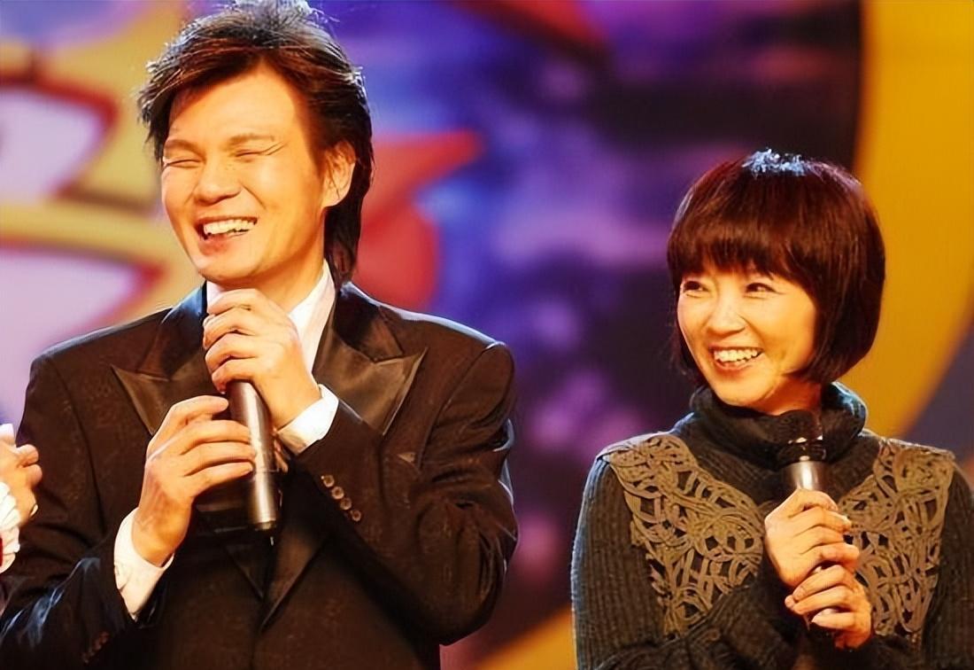 李彬:与病魔抗争5年 李彬是一位资深主持人,曾经在巅峰时期力压郭德纲