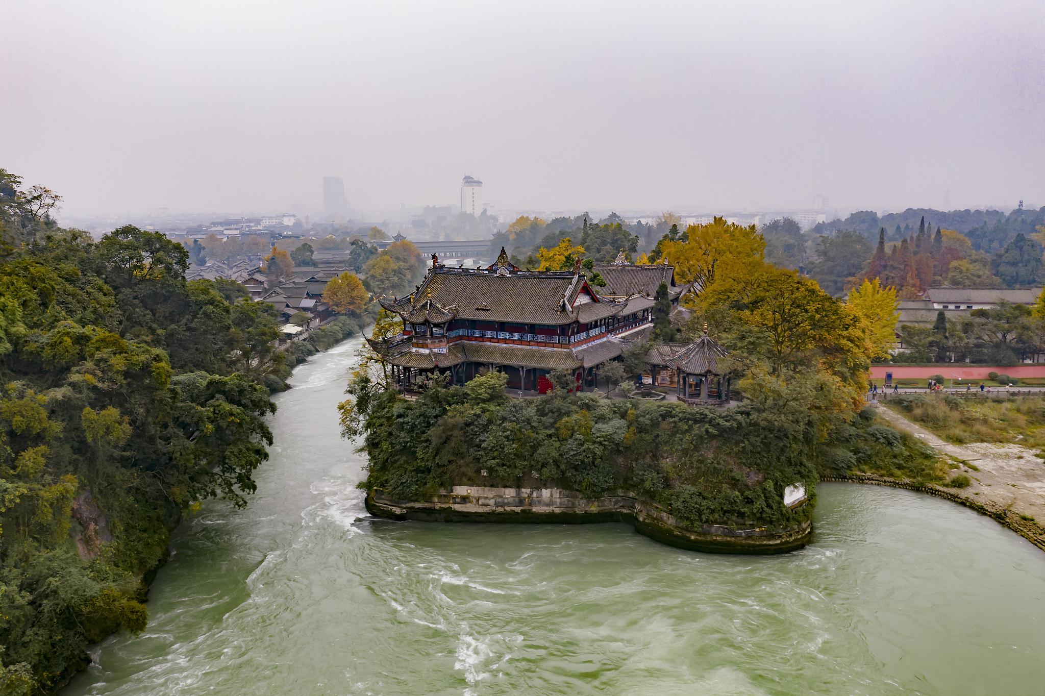 成都十大著名景点 成都是一座具有悠久历史和丰富文化底蕴的城市