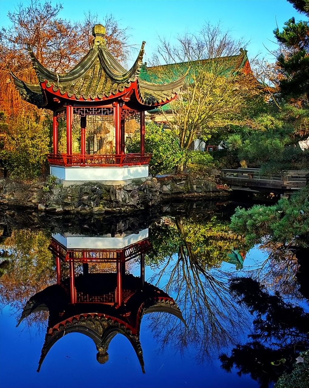 花园中的虚实结合 园林中讲究虚实结合,意境自生,花园也是园林的一种