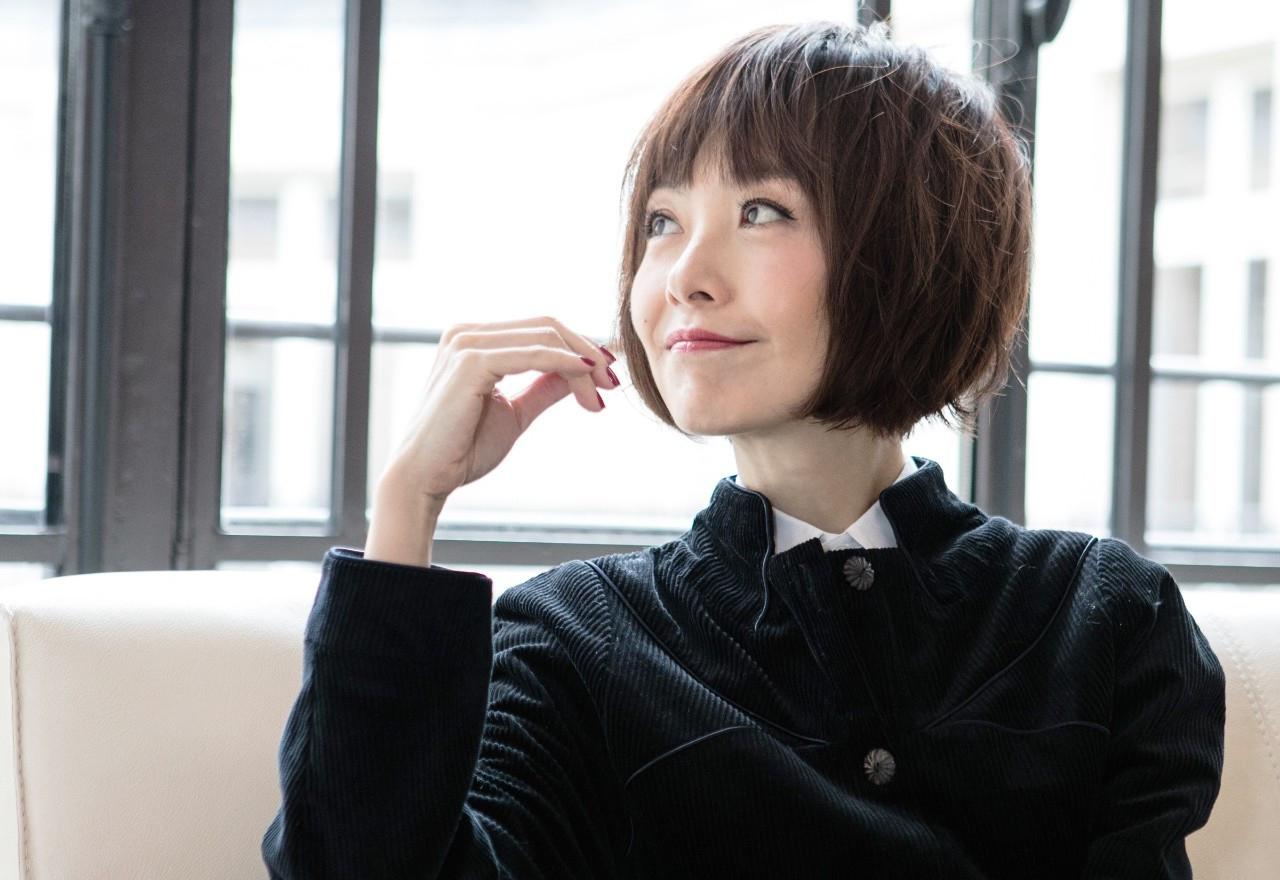 陈鲁豫暴瘦,短发英姿飒爽 主持人陈鲁豫最近暴瘦,一头短发英姿飒爽