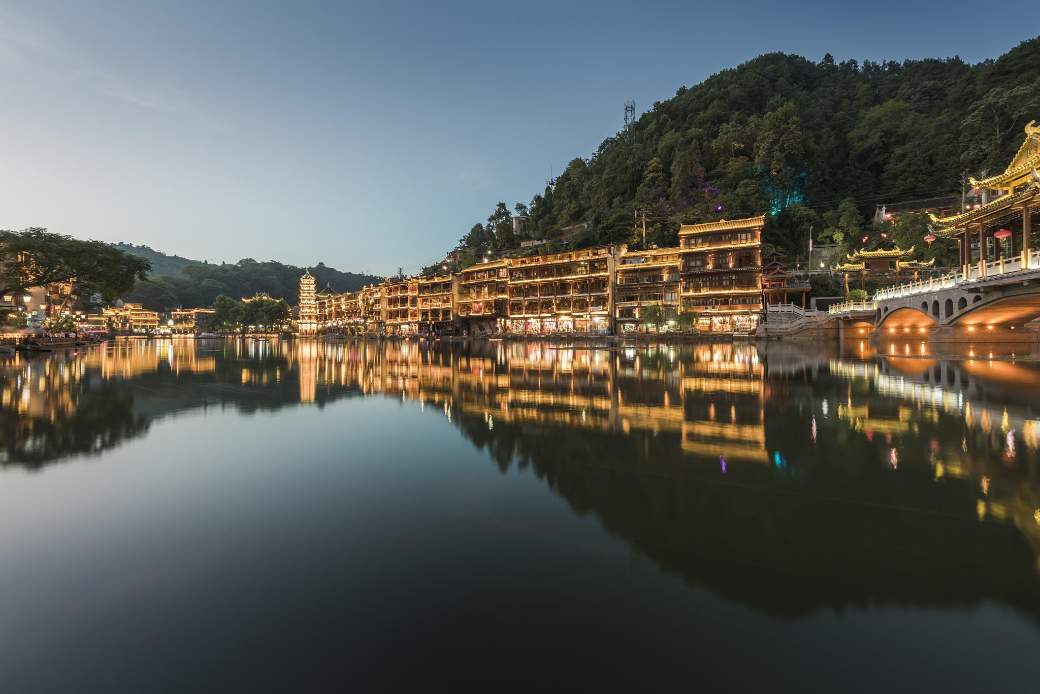 边城茶峒古镇旅游攻略 如果你对沈从文笔下的湘西风情心生向往,那么