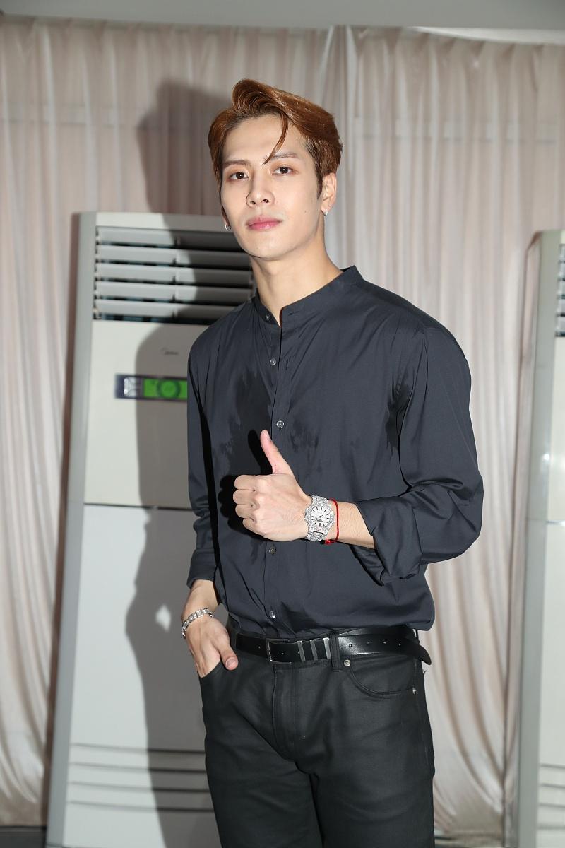 kinjaz为何接纳王嘉尔 kinjaz接纳王嘉尔的原因不仅在于他的舞蹈实力