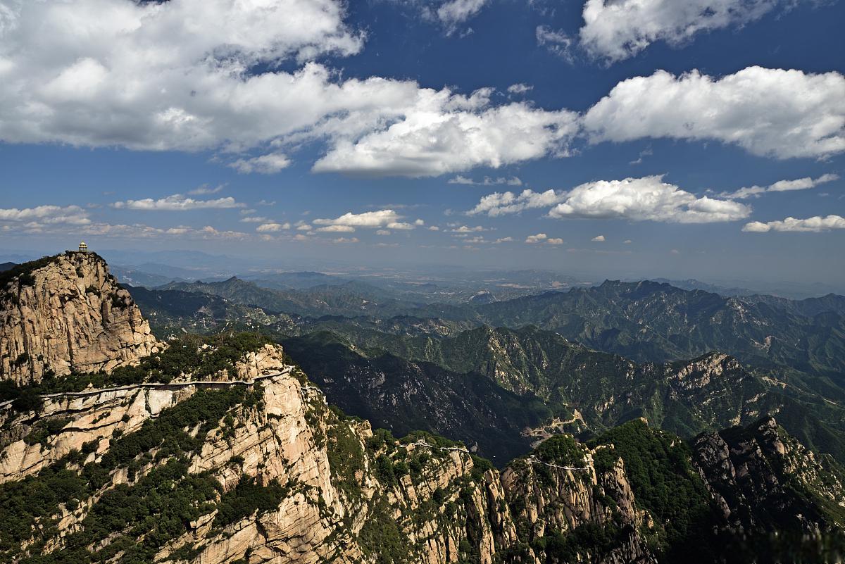 中国三山五岳和五湖四海 中国三山五岳和五湖四海,你知道都是在哪里吗