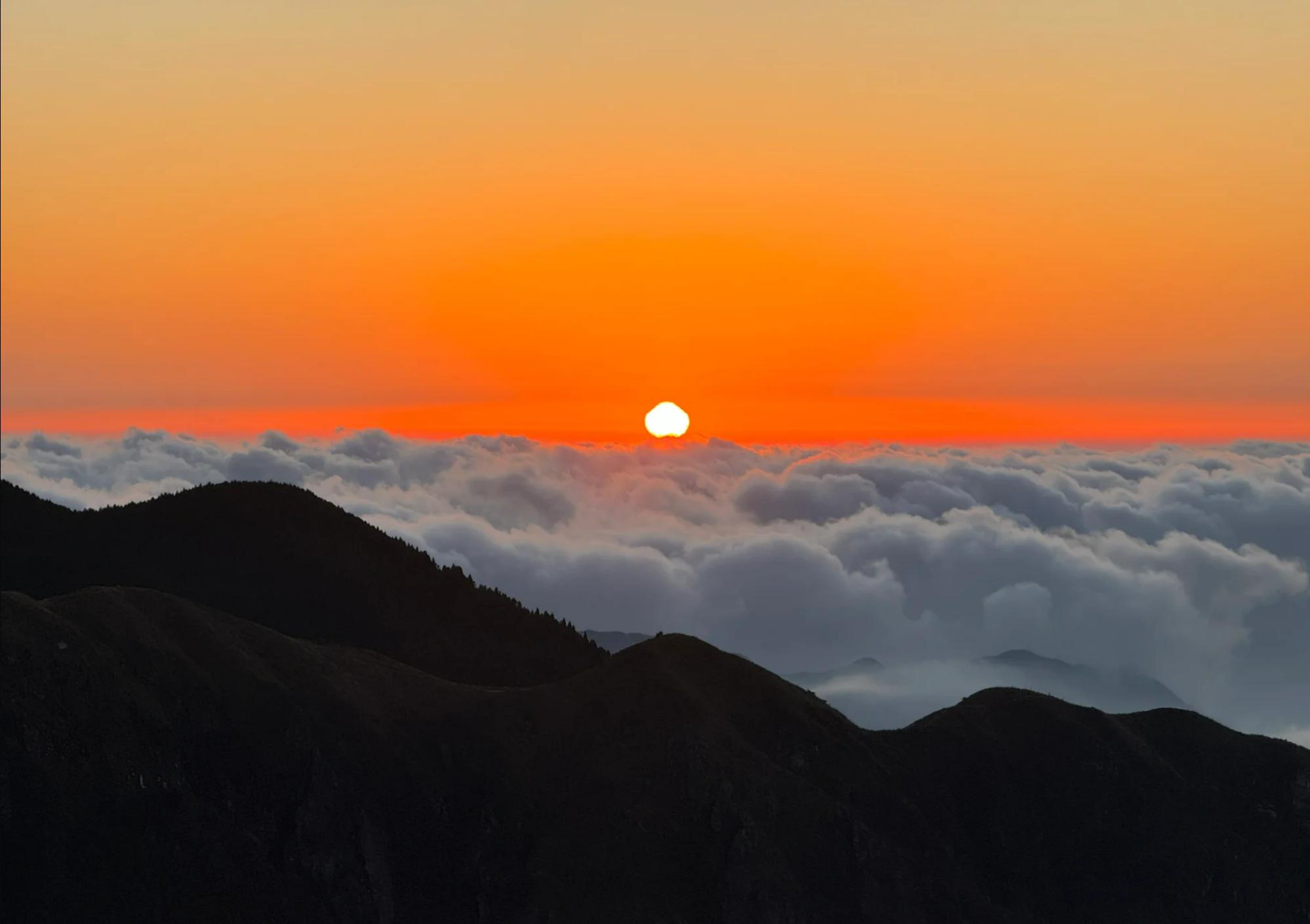 武功山山顶图片