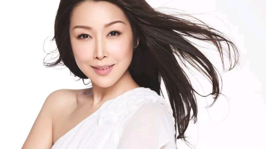 孙悦:音乐作品充满正能量 孙悦,中国内地女歌手,演员,音乐作品以快乐