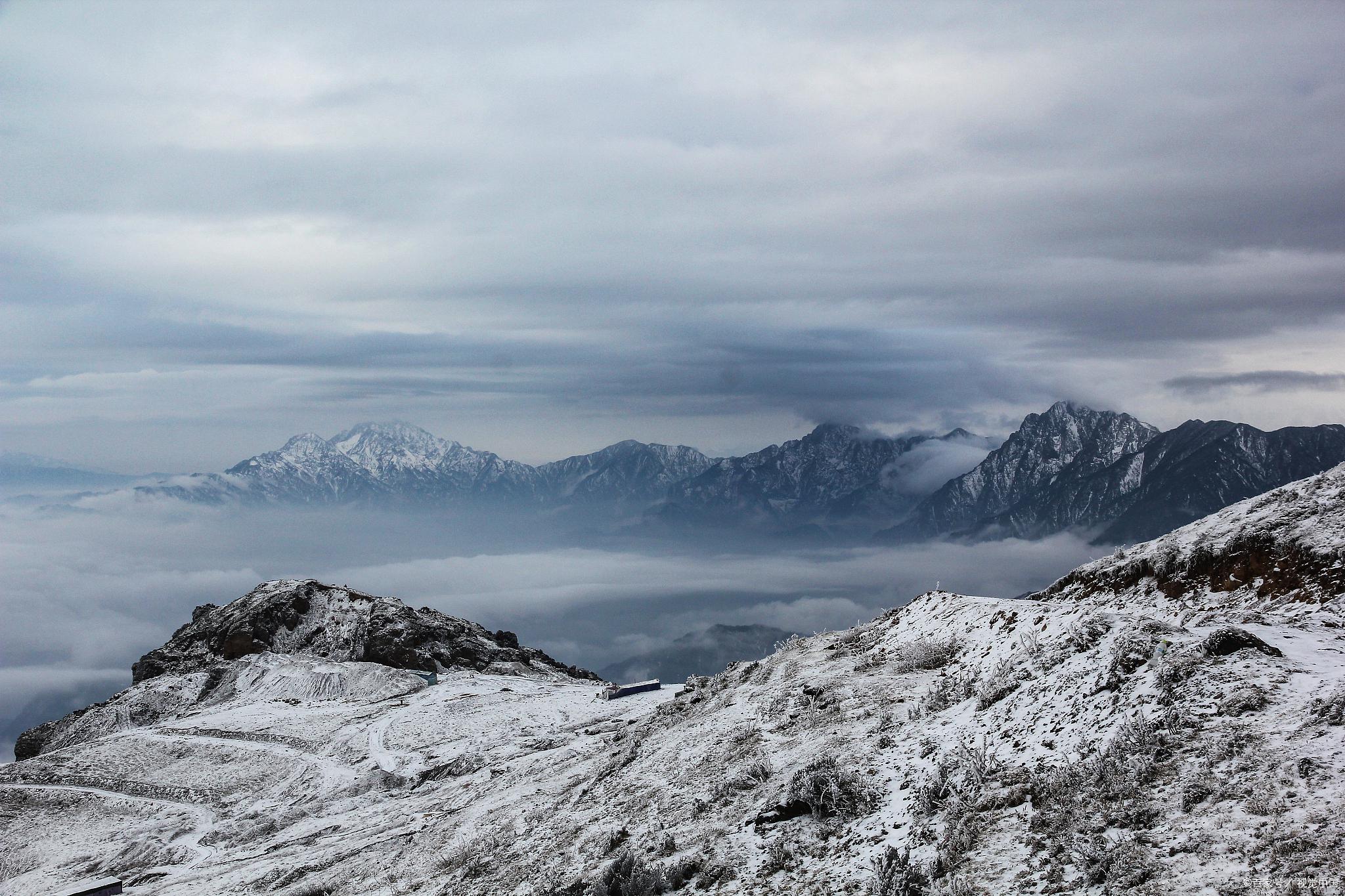 四川牛背山:中国最大的雪山观景台 在四川的西部,隐藏着一处人间仙境