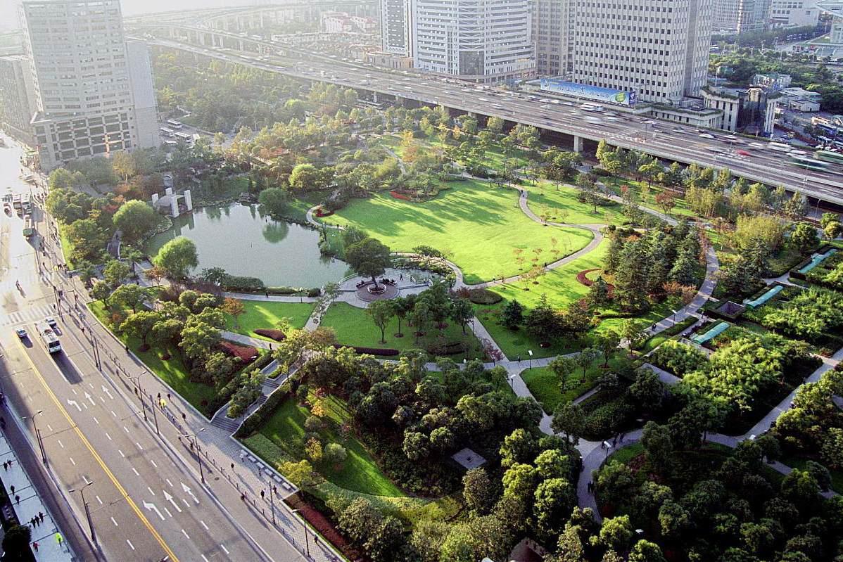 探索上海延中绿地:一个隐藏在繁华都市中的绿色宝藏 延中绿地,这个