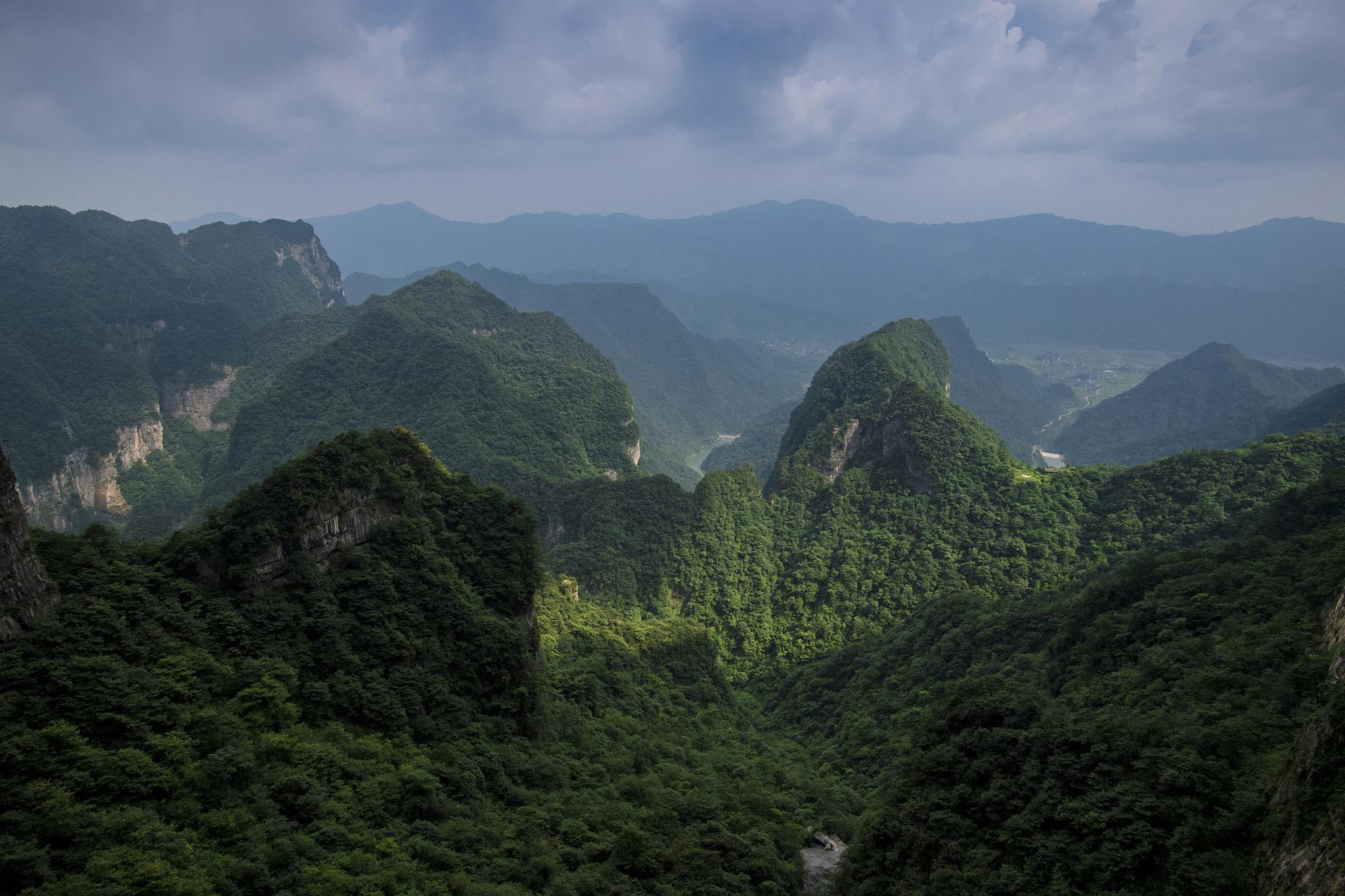 娄山山脉图片