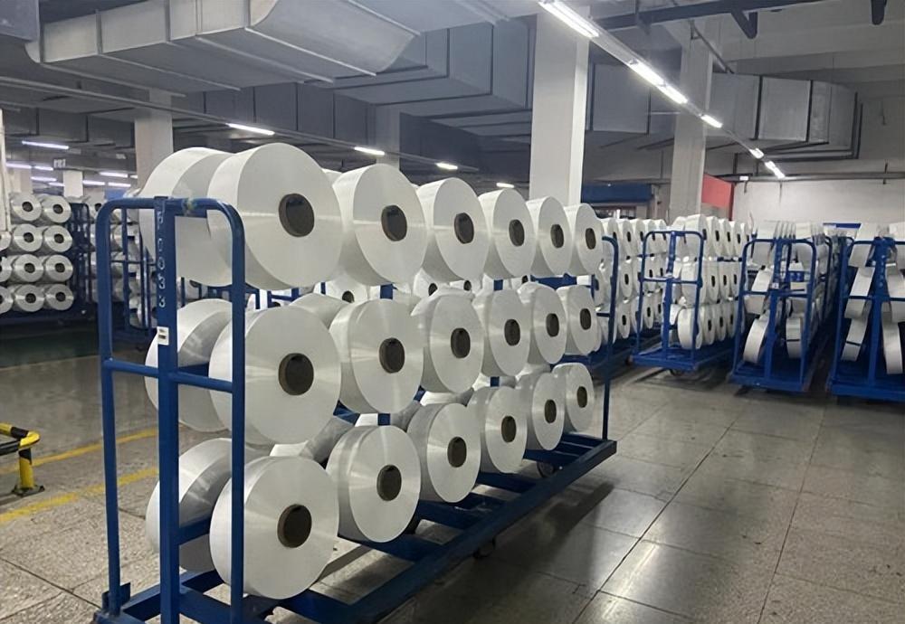 恒逸石化：前三季度归母净利润2.31亿元 全产业链协同效应凸显