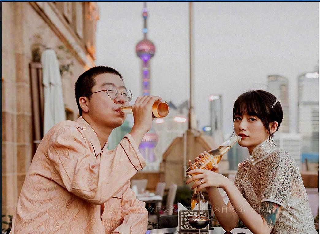 李诞与黑尾酱友好离婚 李诞和黑尾酱的离婚是他们个人的决定,我们应该