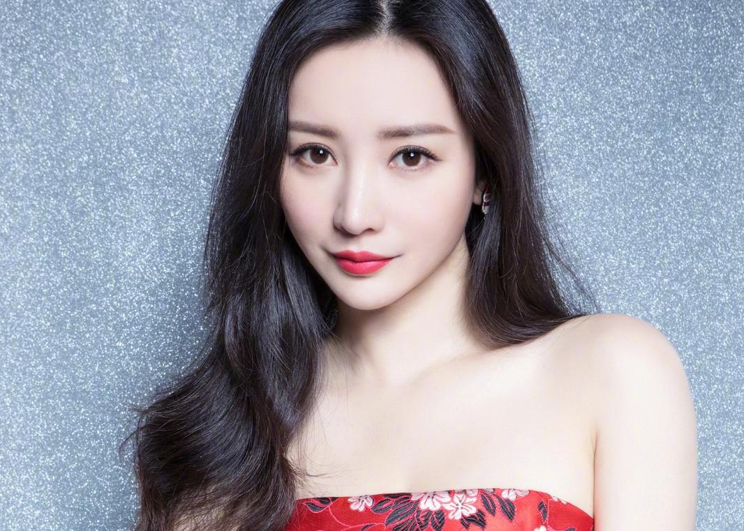 柳岩42岁无人敢娶的真相揭秘 柳岩在电影《照明商店》中的表演,是她向