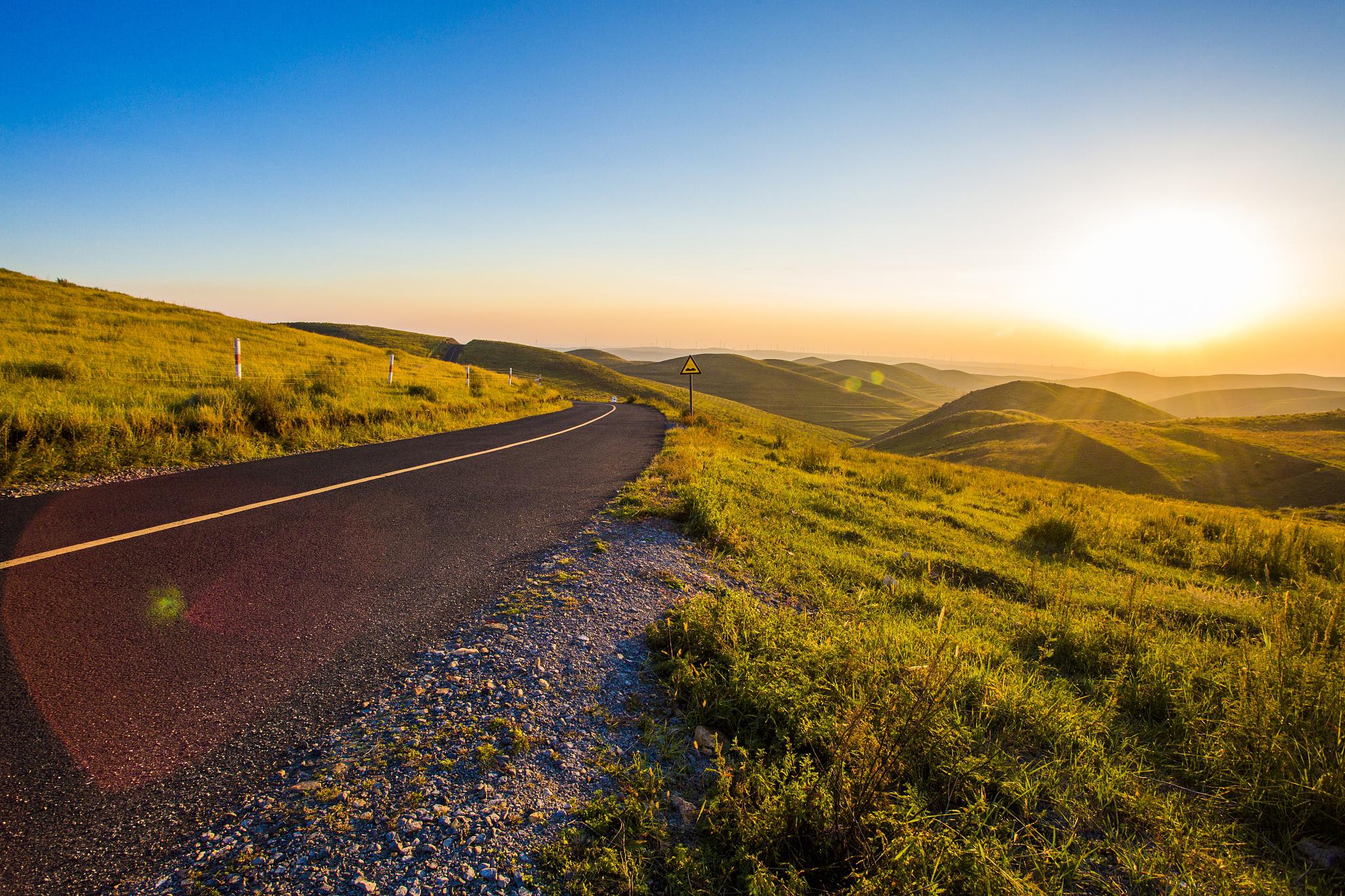 一条值得探访的公路 草原天路,位于中国河北省张家口市张北县,是连接