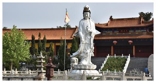 永清寺:千年古刹的历史与文化 在山西省阳泉市盂县的太行山脉东麓,有