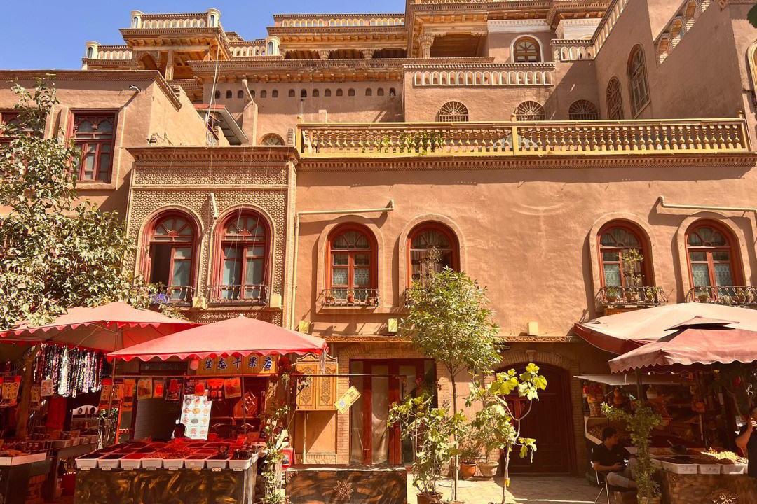 喀什地区旅游攻略 喀什地区是中国新疆维吾尔自治区的一个地级行政区