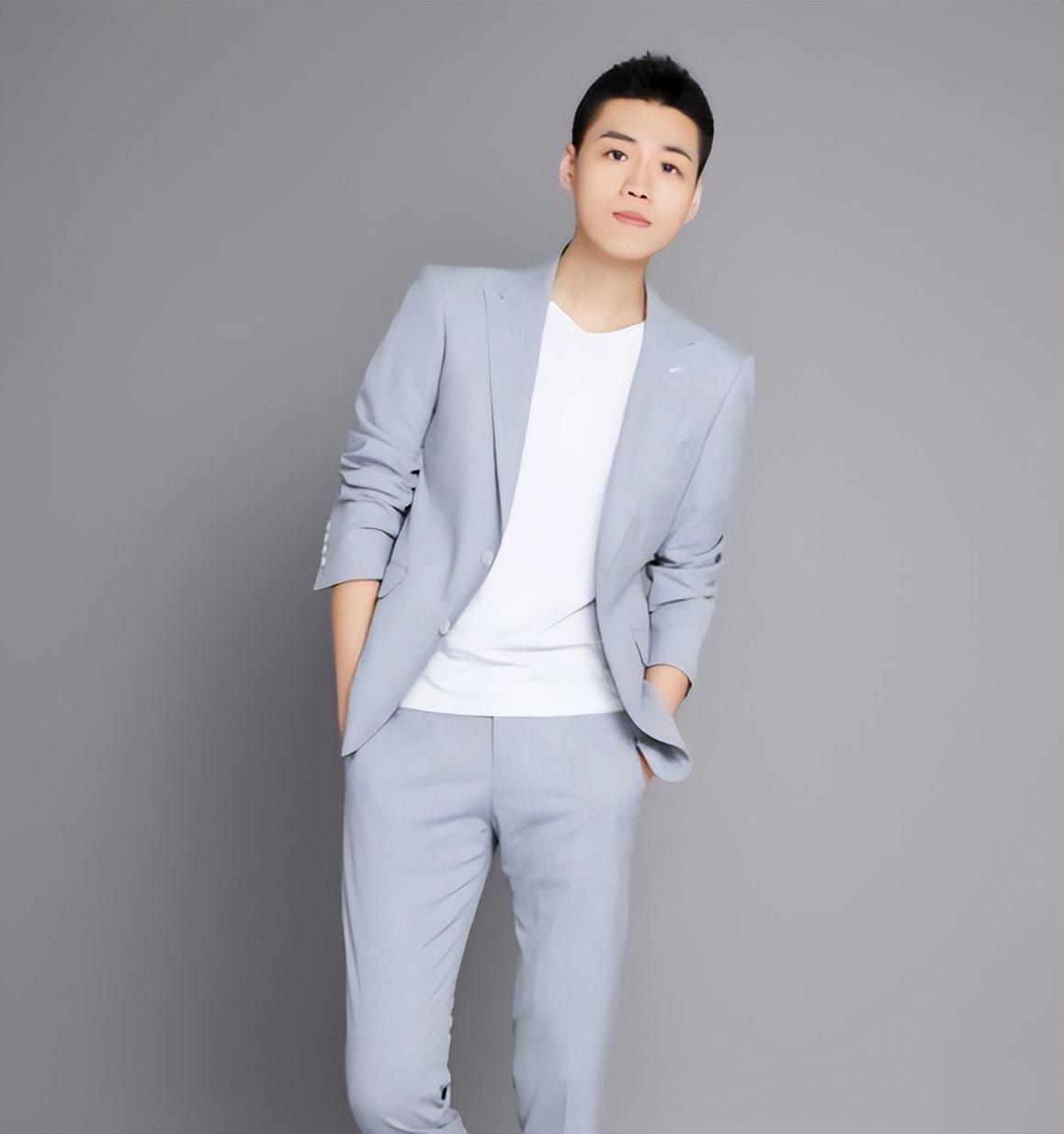 刘仲萌:黑龙江走出的央视名人 刘仲萌是央视财经频道现职主持人,主持