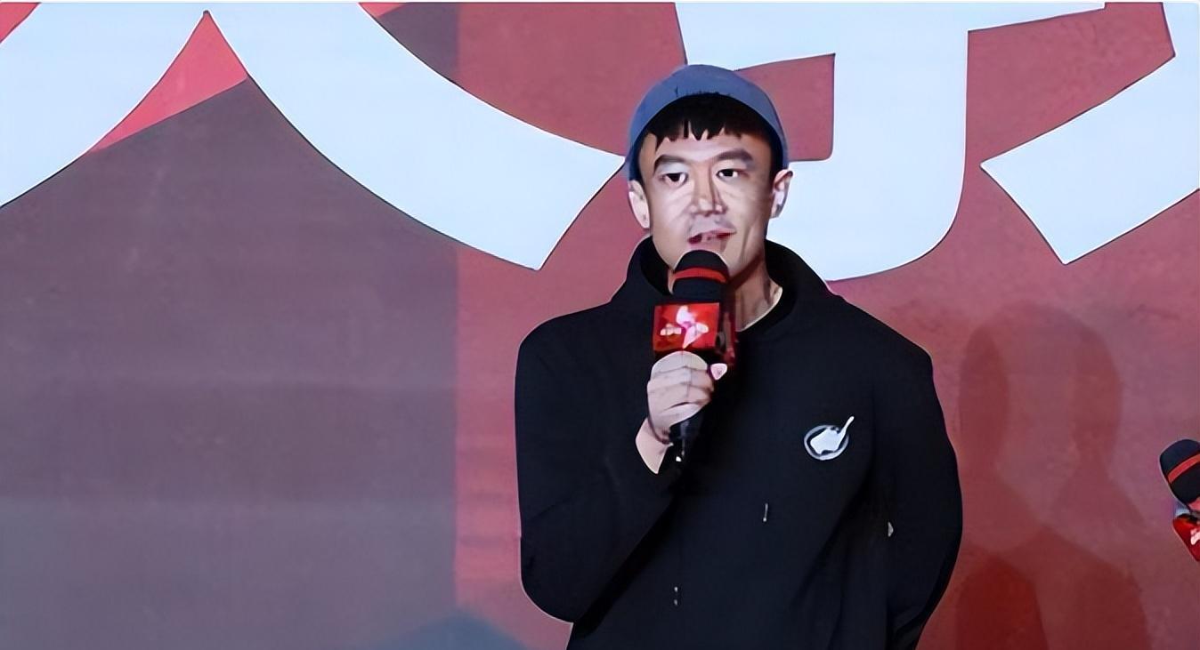 李雪健儿子李亘首次导演电影 李雪健的儿子李亘勤勉工作,独立导演电影