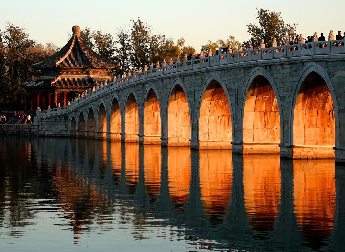 中国的首都,承载着中华民族五千年的历史文化底蕴和现代化的城市风貌