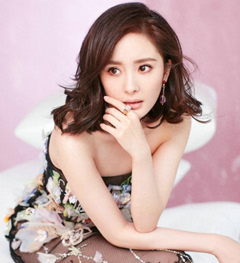 十年美梦十年风雨:新红楼梦走出的小花们 杨幂,李沁,阚清子,宋轶,每个