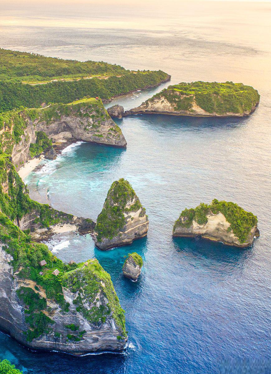 9915挑选心仪的岛屿 夏威夷群岛共有多座岛屿,各具特色.