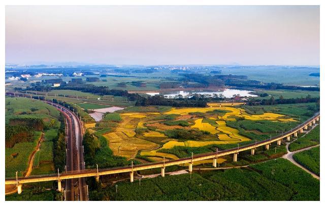 广西横县:交通便利gdp约329亿元,未来可期 横县是广西南宁市南部的一