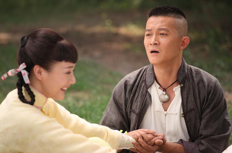 打狗棍:真实故事改编 抗战电视剧《打狗棍》播出之后,很多人被电视剧