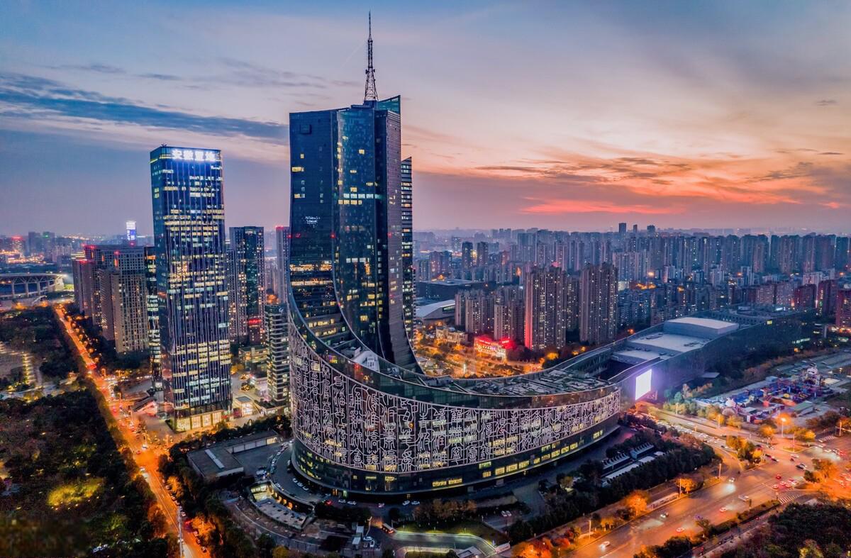 安徽合肥天鹅湖 合肥,安徽省的省会城市,近年来以其美丽的自然风光和