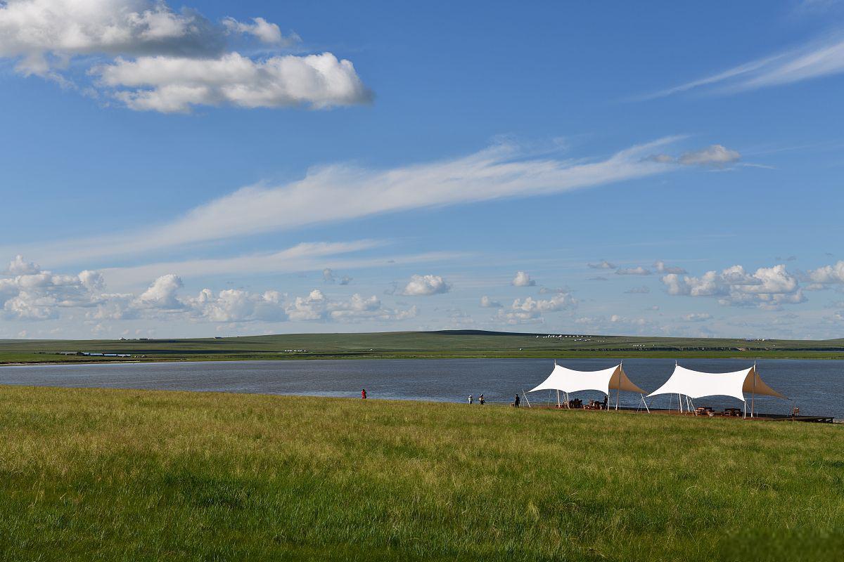 达里湖景区 达里湖景区位于内蒙古赤峰市克什克腾旗西部贡格尔草原的