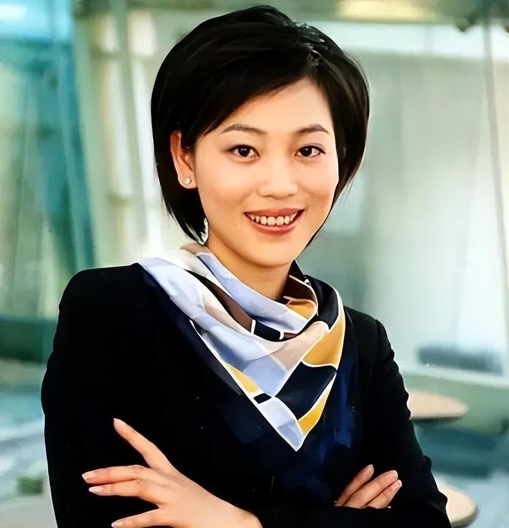 央视主持人劳春燕:坚持工作17年,怀孕7个月还要上班 劳春燕,备受观众