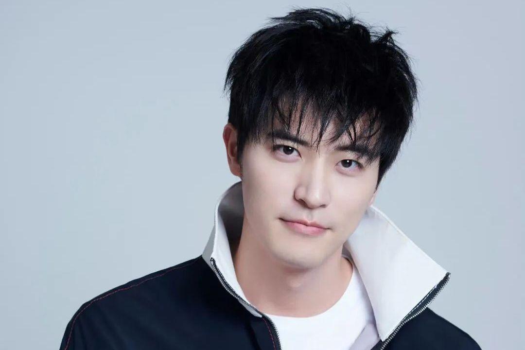 徐开骋和娜扎主演的新剧《恋恋红尘》低调开播,徐开骋因道德层面翁忖