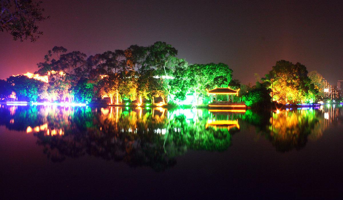 杭州西湖夜游攻略 杭州西湖可以夜游,而且非常值得一游