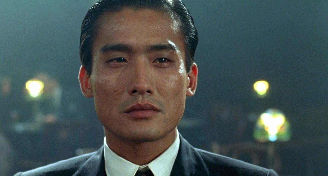 梁家辉:多才多艺的全能演员 梁家辉,香港电影界备受尊敬的演员之一,他