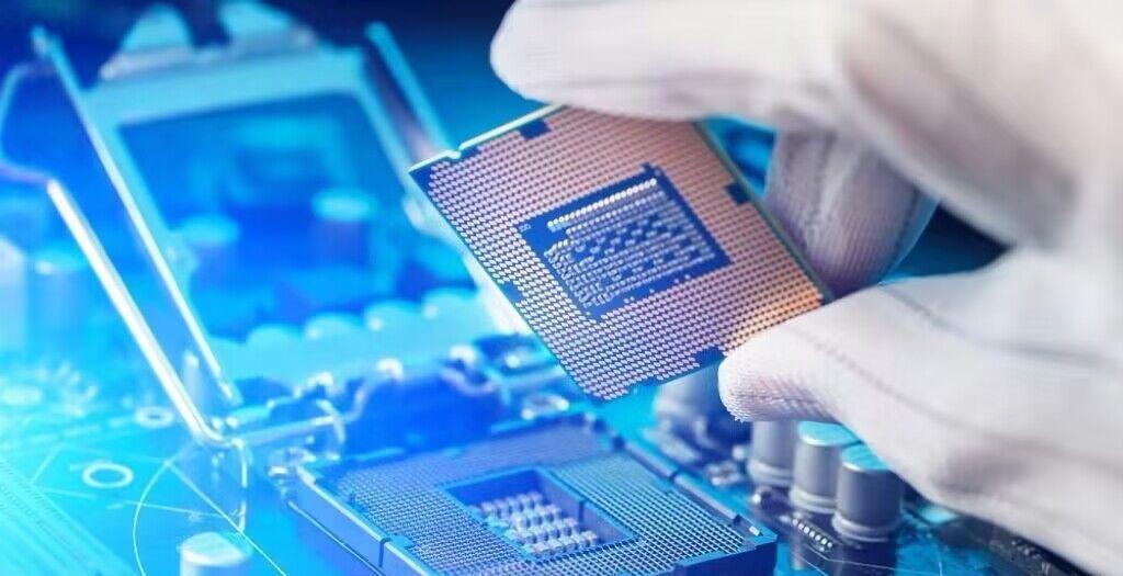 美企"重启"90nm芯片制程尝试逆袭 美国一直依靠自己作为芯片半导体的