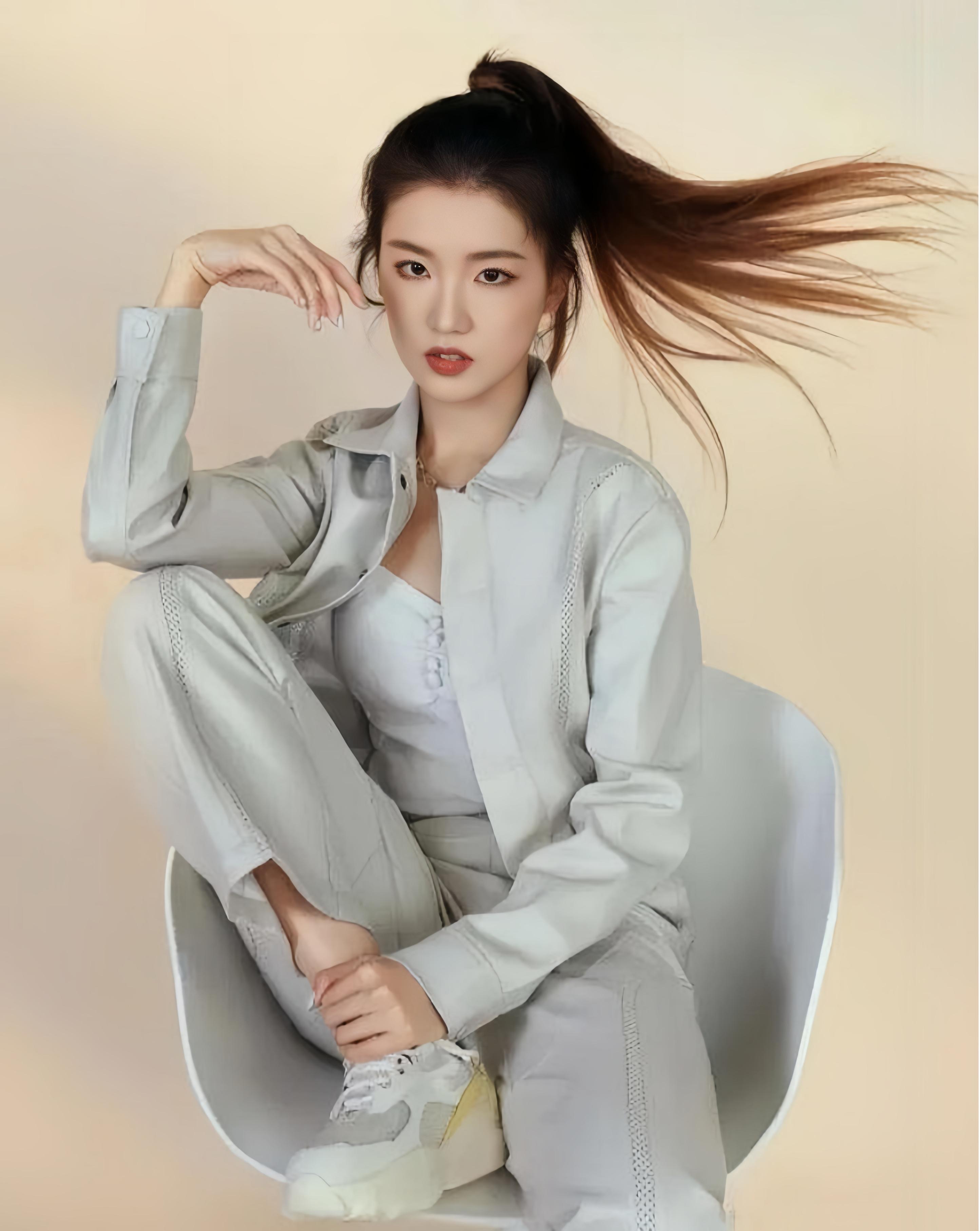 董明珠批评孟羽童:网红梦与行尸走肉无异 孟羽童突然辞去格力电器职务