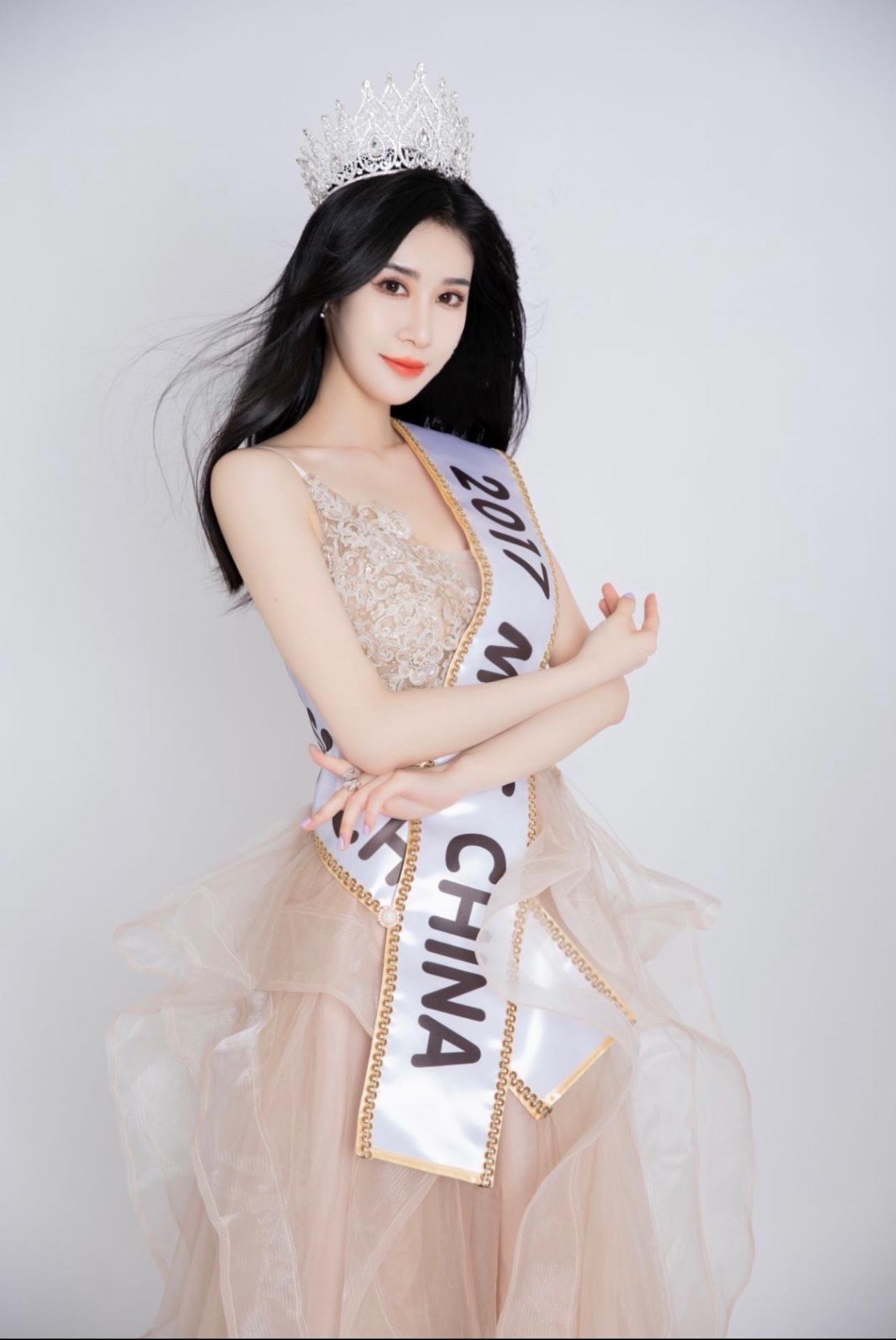 环球小姐中国区总冠军姜斯琛震撼亮相好莱坞 环球小姐中国区总冠军