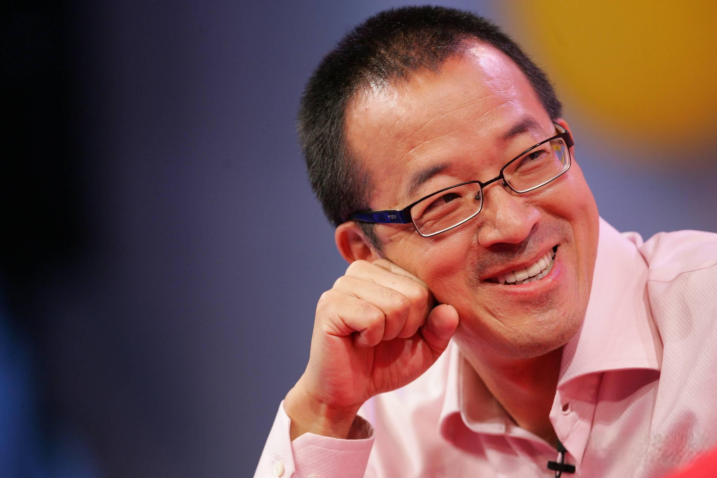 董宇辉:明升暗降 东方甄选高级合伙人董宇辉升任新东方